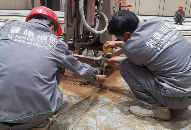 酒泉烈日下的守护——磐建加固工程一直都在！