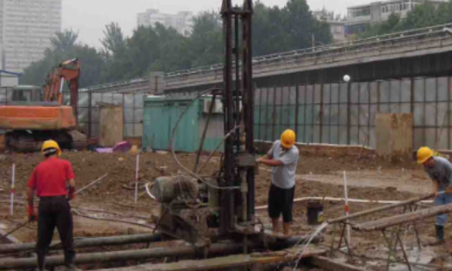 酒泉浅谈静压桩加固技术优势,既有建筑地基补强施工要点!